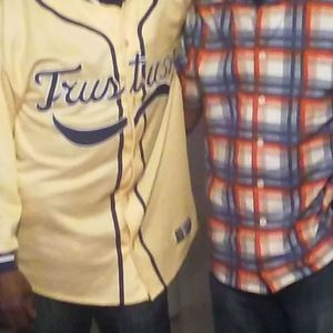 Meet your Posher, Robert